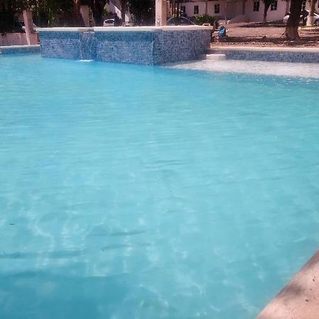 Bed and Breakfast Sea Shell Palms, Ocho Ríos Exterior foto